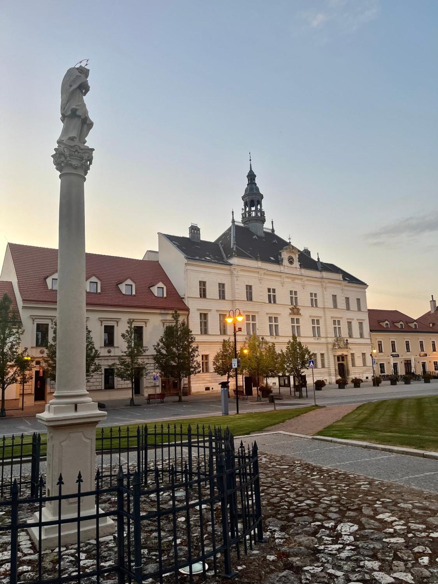 Relaxacni Studio Vera S Ubytovanim Valtice Buitenkant foto