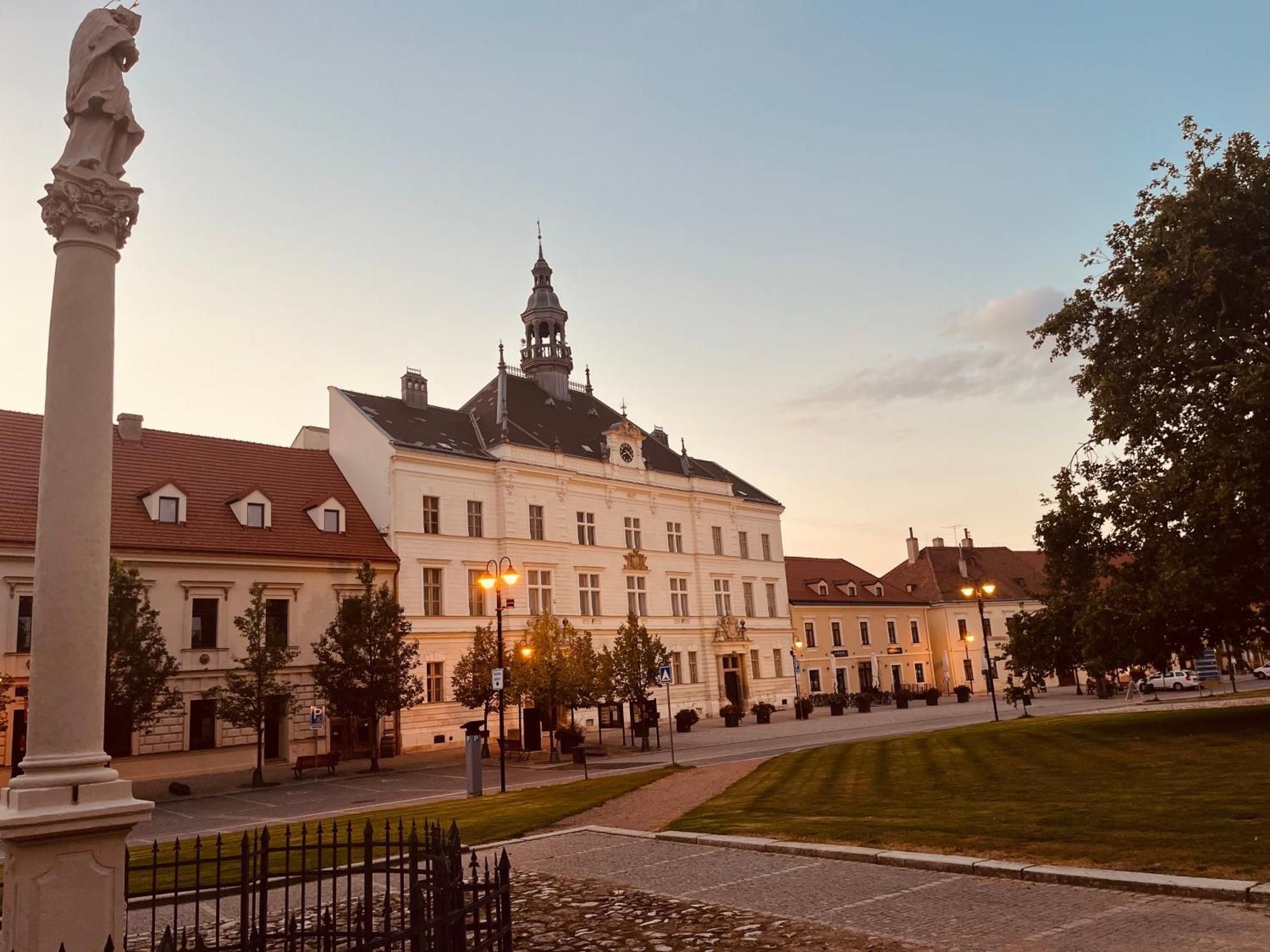 Relaxacni Studio Vera S Ubytovanim Valtice Buitenkant foto