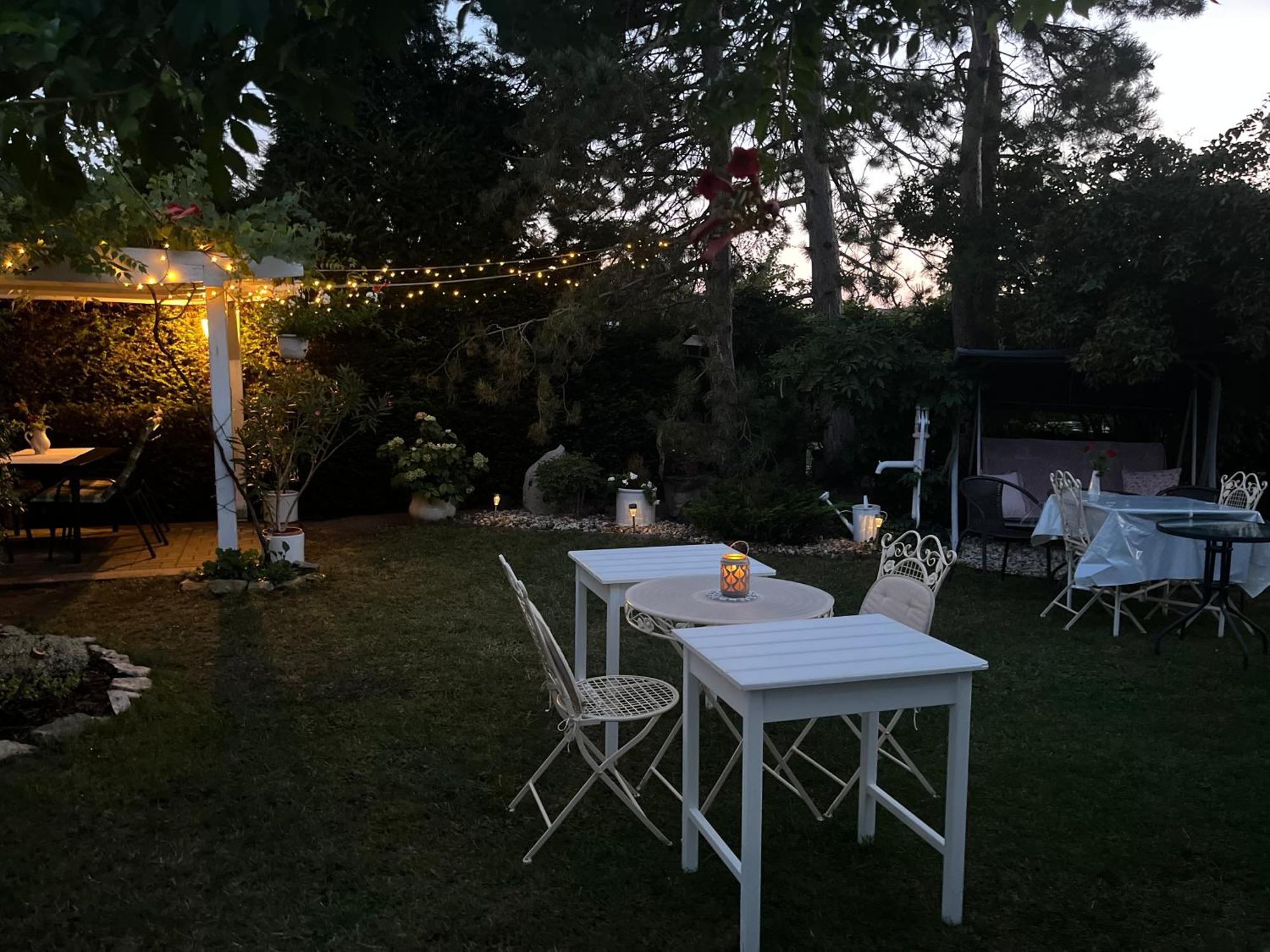 Relaxacni Studio Vera S Ubytovanim Valtice Buitenkant foto